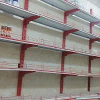 قفسه و ویترین مغازه به فروش می رسد