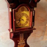 ساعت دیواری چوبی سالم