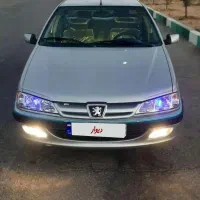 پارس ۸۵ عروسک