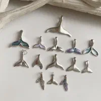 پلاک های دم وال در اندازه های مختلف