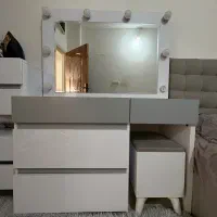 میز آرایش