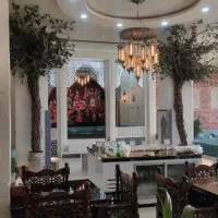سالن دار رستوران سنتی