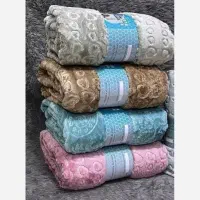فروش به صورت عمده و تک پتوهای تیسا و ماندانا|رختخواب، بالش، پتو|قزوین, |دیوار