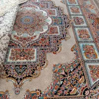 دو عدد فرش دوازده متری