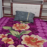 تختخواب آن دی اف سالم شب خواب داره چراغ ریسی دا ره|تشک تختخواب|کارون, |دیوار