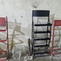 قفسه اجناس سوپر مارکتی