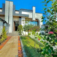 ویلامدرن۲۰۰زمین/۱۰۰بنا/داخل شهرک بانگهبانی/سنددار