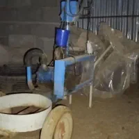 دستگاه شیردوش