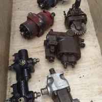 بغل گیربکس ماک و پمپ هیدرولیک ترک|قطعات یدکی و لوازم جانبی|رشت, رشتیان|دیوار