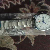 ساعت بسیار زیبا دو تاریخ شمار شیک قیمت مناسب|ساعت|کنارک, |دیوار