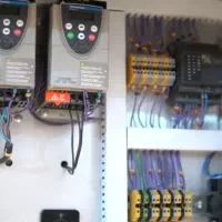 تعمیرات تخصصی برق صنعتی ساختمانی