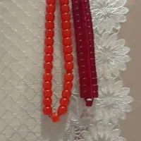 دوعدد تسبیح سندلوس و کهربا|کلکسیون اشیاء عتیقه|خوی, |دیوار