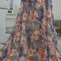 چادر رنگی میزبان