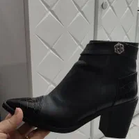 بوت نیم بوت|کیف، کفش، کمربند|گنبد کاووس, |دیوار