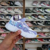 کتونی بچگانه مدل قلبی سایز ۳۱ تا ۳۵ سه رنگ|کفش و لباس بچه|اراک, |دیوار