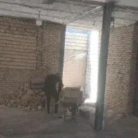 به یه کارگر جهت بنایی نیاز دارم