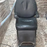 صندلی آرایشگاه مردانه برقی سالم