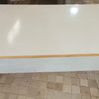 میز کامپیوتر پایه فلزی