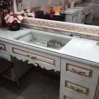 میز و آینه|آرایشگاه و سالن‌های زیبایی|مشهد, چهارچشمه|دیوار