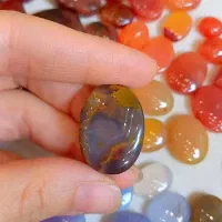 عقیق های یمنی در  انواع رنگ و طرح