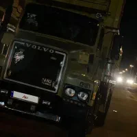 ولوو دهچرخ باری