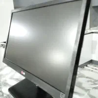 مانیتور کامپیوتر بسیار نو|قطعات و لوازم جانبی رایانه|همدان, |دیوار