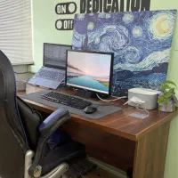 کارمند خانم مسلط به کامپیوتر - پرداختی مناسب