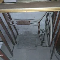 پایه چرخ خیاطی قدیمی ۸۰ ساله|کلکسیون اشیاء عتیقه|مشهد, آبکوه|دیوار