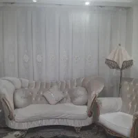 مبل هفت نفره با اباژور کنار مبل.مبلمان تماس نگیره