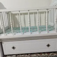 تخت خواب گهواره ای کودک