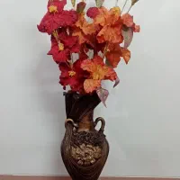 گل وگلدان وشکلات خوری ونمکدان وقلیان روشنایی قدیمی