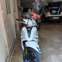 موتورلاکی۲۰۰