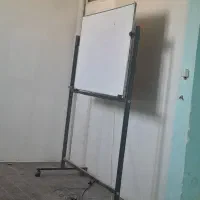 وایت برد با پایه متحرک