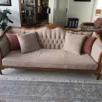 مبل ۷ نفره به همراه نهار خوری ۸ نفره