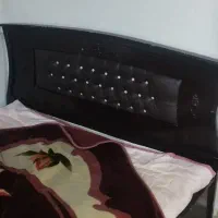 تخت خواب دو نفره  مفت به دلیل جا به جایی|تخت و سرویس خواب|سبزوار, شرق کال شمالی|دیوار