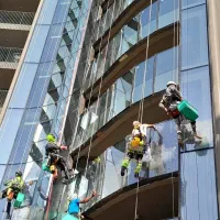 پیچ و رولپلاک نما با طناب ۸۵۰۰۰ت نماشویی ساختمان