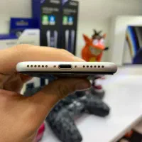 iPhone SE 2020 ۱۲۸ گیگابایت باتری 100|موبایل|کرج, گوهردشت|دیوار