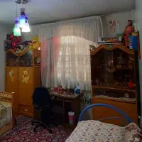 کمد چوبی ویترین دار کودک و نوجوان