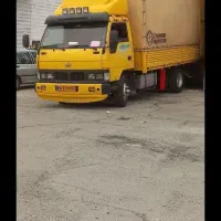 کارگر وماشینه حمل اثاثیه منزل