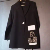 پالتو|لباس|شاهینشهر, خبرنگار|دیوار