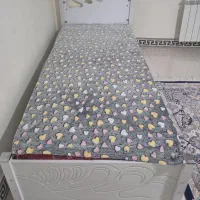 تختخواب و تشک