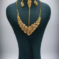 ۳۵۰ گرم طلا