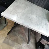 میز غذاخوری