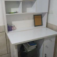 میز وکتابخوش