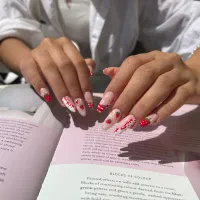 به تعدادی دستیار ناخن نیازمندم