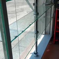 ویترین مغازه