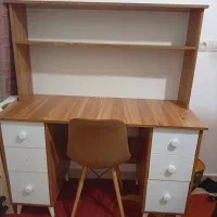 میز 3 طبقه چوبی درحد نو