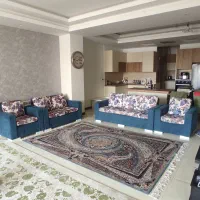 مبل راحتی آبی هفت نفره، سالم