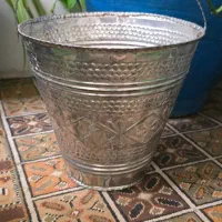 سطل قدیمی