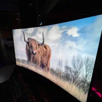 مانیتور ۳۲ اینچ خمیده گیمینگ gplus 165hz و 0.5ms